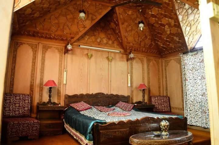 New Minar Group Of Houseboats Hotel Srinagar  Exterior photo