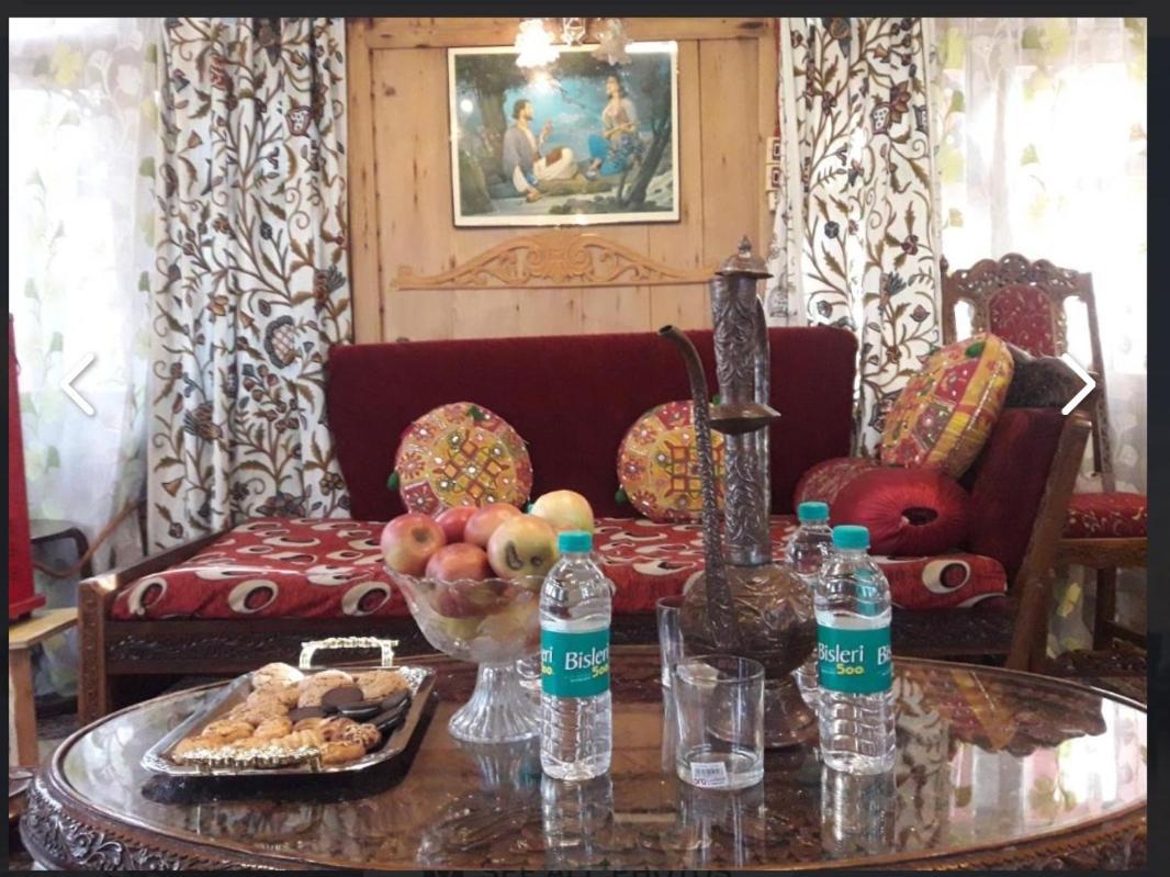 New Minar Group Of Houseboats Hotel Srinagar  Exterior photo